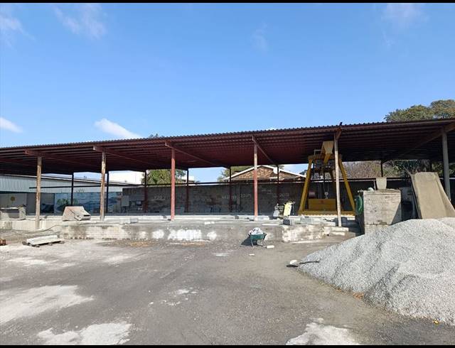 1,600M² INDUSTRIAL YARD FOR SALE IN BREDELL